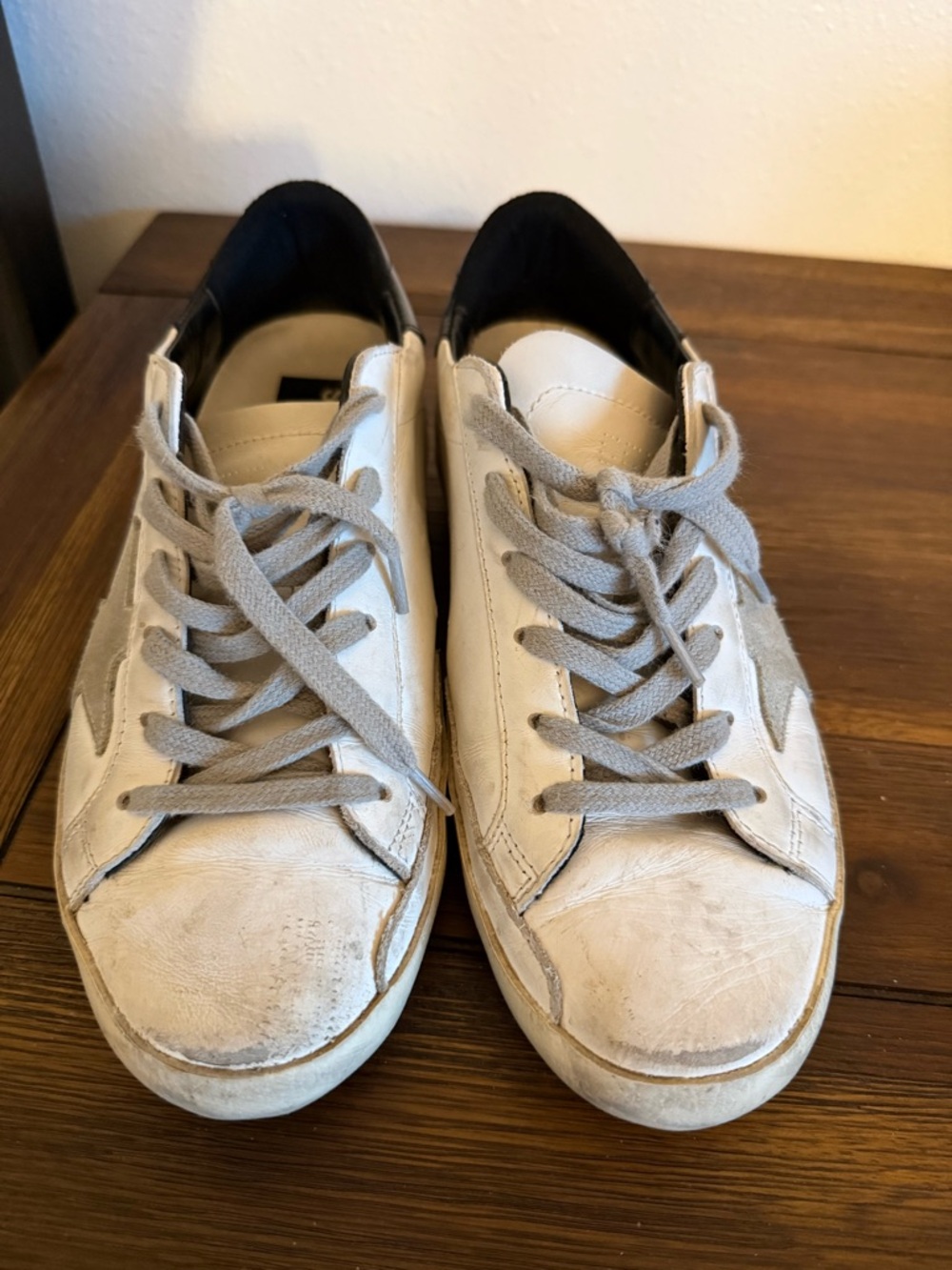 Golden Goose Super Star Sneaker - Picture 2 of 6